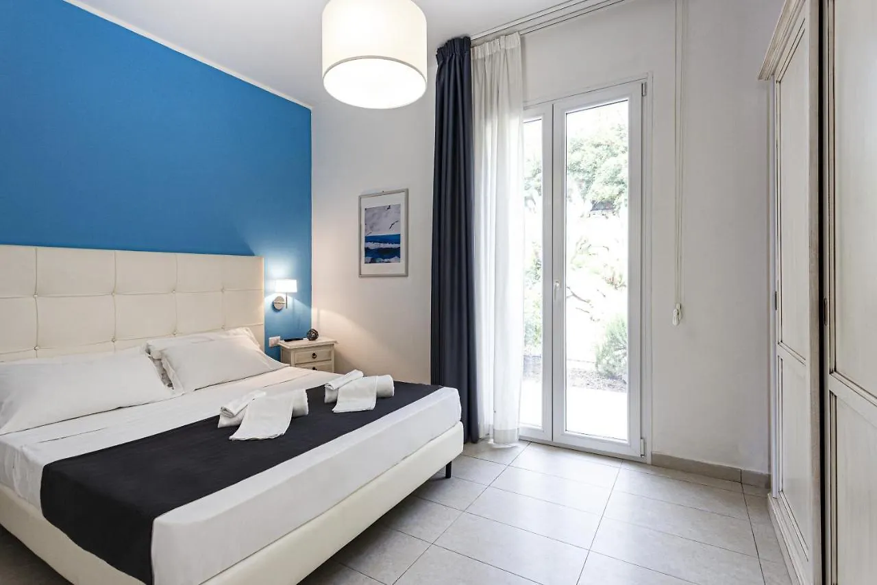 Aparthotel Small Luxury Apartments Pool And Sea View - Stella Del Mare Fontane Bianche
