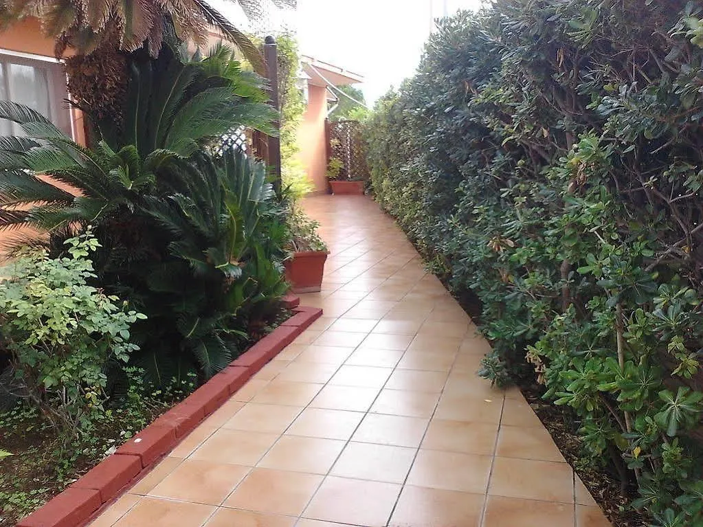**** Aparthotel Small Luxury Apartments Pool And Sea View - Stella Del Mare Fontane Bianche Italy