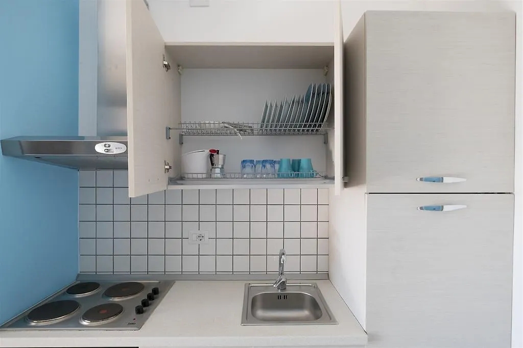 Small Luxury Apartments Pool And Sea View - Stella Del Mare Fontane Bianche 4*,  Italy